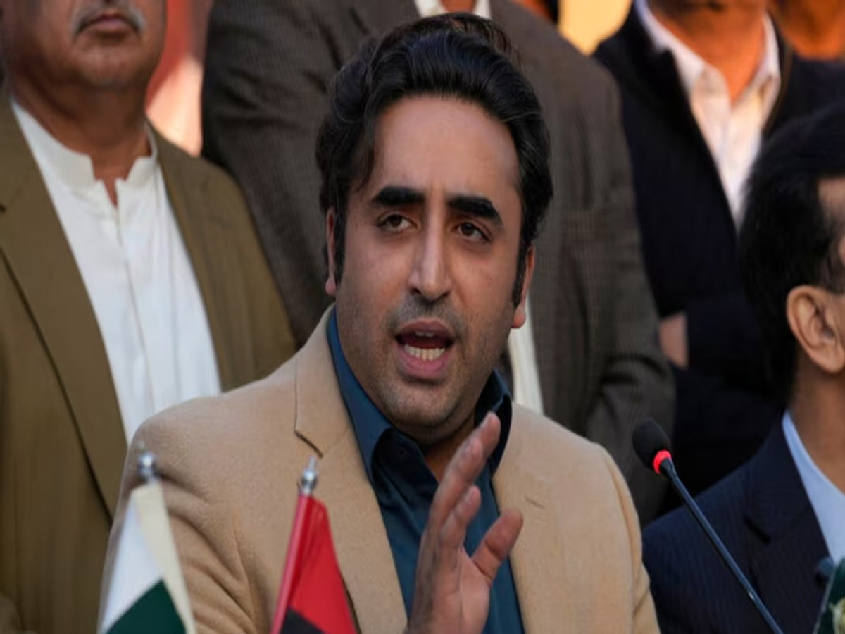 Ind-Pak: बहेगा पानी या फिर बहेगा खून; सिंधू पर बिलावल की गीदड़ भभकी Ind-Pak: बहेगा पानी या फिर बहेगा खून; सिंधू पर बिलावल की गीदड़ भभकी