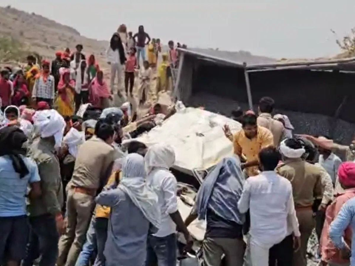 Horrific Road Accident in Mirzapur