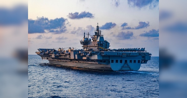 पाकिस्तान की कब्र खोद देगा ये एयरक्राफ्ट कैरियर, भारत की असली ताकत से तो बेखबर हैं मुनीर!