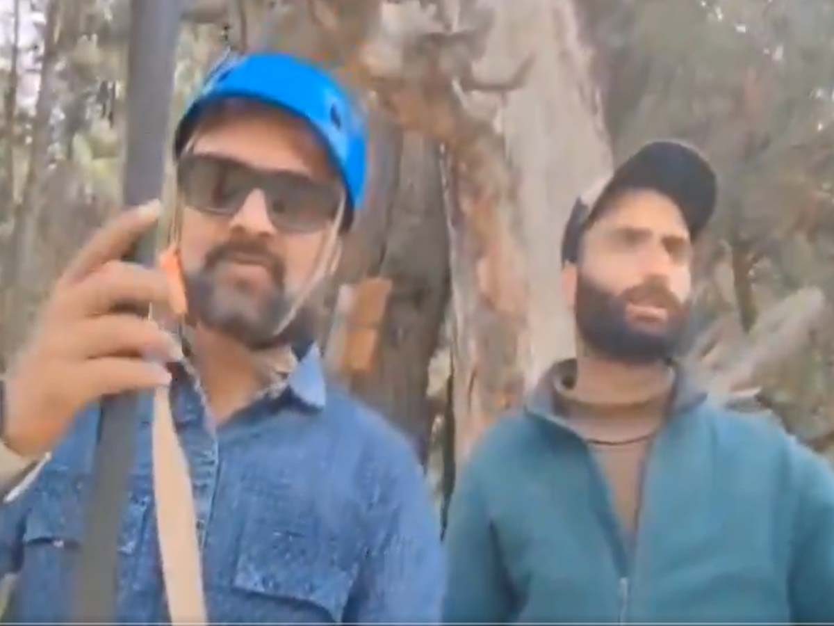 संकट में घिरने पर आप कहते हैं 'हे भगवान'; मुसलमान ने 'अल्लाहु अकबर' बोला तो वह आतंकी हो गया ? संकट में घिरने पर आप कहते हैं 'हे भगवान'; मुसलमान ने 'अल्लाहु अकबर' बोला तो वह आतंकी हो गया ?