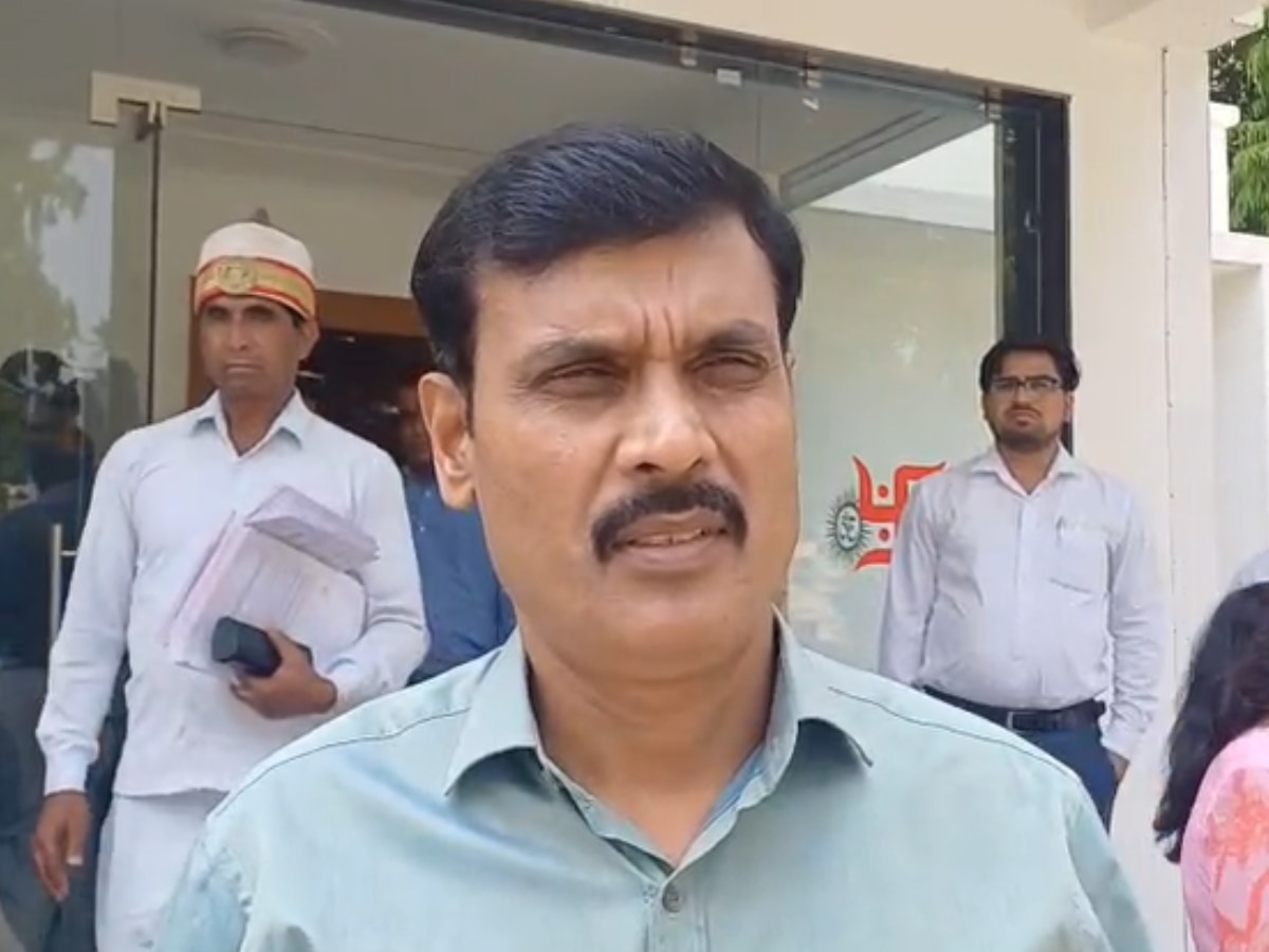 Hardoi DM Mangala Prasad Singh