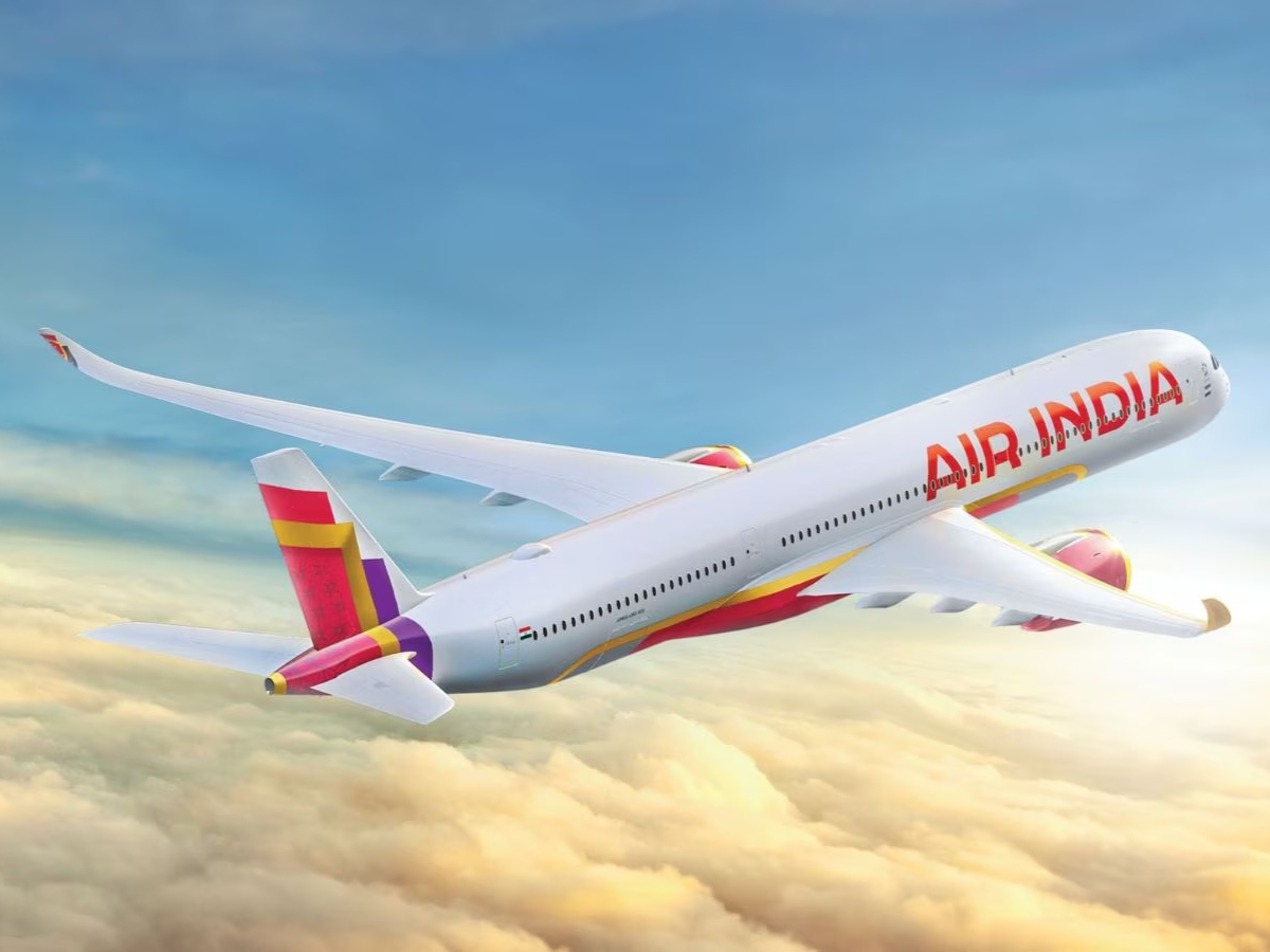 पाकिस्तान में सभी उड़ाने रद्द, जंग के खौफ से एयर स्पेस को किया बंद ! पाकिस्तान में सभी उड़ाने रद्द, जंग के खौफ से एयर स्पेस को किया बंद !