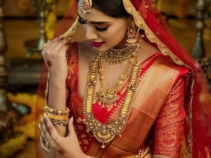 सोना और धूल एक समान