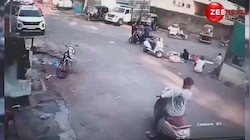स्कूटी पर उड़ कर लगाई 'कृष' वाली छलांग, Nasik में फिल्मी अंदाज में पुलिस की गिरफ्त से फरार आरोपी, देखिए video