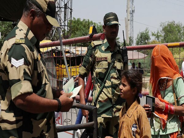 UP: जमीन खा गई या आसमान निकल गया, भारत आए 5 पाकिस्तानियों को ढूंढ रही खुफिया एजेंसी