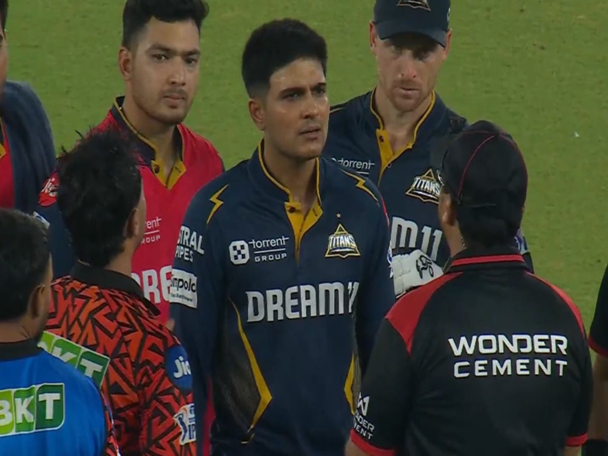 Shubman Gill: ଅମ୍ପାୟାରଙ୍କ ସହ ଯୁକ୍ତିତର୍କ, ଗୋଟିଏ ମ୍ୟାଚ୍ ପାଇଁ ବ୍ୟାନ୍ ହେବେ ଗିଲ୍? ଜାଣନ୍ତୁ କଣ ରହିଛି ନିୟମ Shubman Gill: ଅମ୍ପାୟାରଙ୍କ ସହ ଯୁକ୍ତିତର୍କ, ଗୋଟିଏ ମ୍ୟାଚ୍ ପାଇଁ ବ୍ୟାନ୍ ହେବେ ଗିଲ୍? ଜାଣନ୍ତୁ କଣ ରହିଛି ନିୟମ