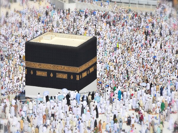 Hajj 2025 के लिए J&K और Ladakh से पहला काफिला रवाना; 3624 लोगों में 2 हजार औरतें