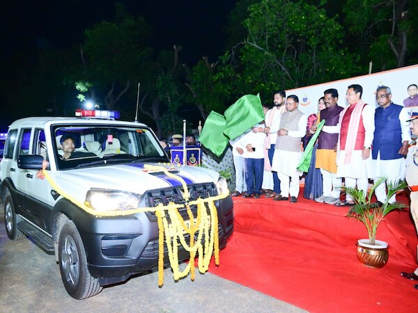 କେନ୍ଦୁଝର ପୋଲିସକୁ ସରକାର ଦେଲେ ୧୭ ଟି SUV ଗାଡି ଏବଂ  ୮୦ ଟି ମୋଟର ସାଇକେଲ