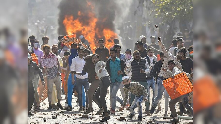 Delhi Riots 2020: हाशिम अली मर्डर केस में 12 आरोपी बरी, कोर्ट ने व्हाट्सएप मैसेज को नहीं माना सबूत 