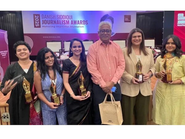 पत्रकारिता में मिसाल कायम करने वाले पांच पत्रकारों को मिला दानिश सिद्दीक़ी अवार्ड