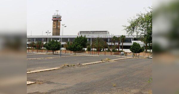 'बाहर नहीं निकले तो जान को खतरा...',इजरायल ने पहली बार 1000 मील दूर दी अटैक की चेतावनी, निशाने पर यमन का सना हवाई अड्डा