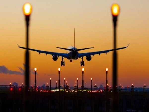 Odisha News: ପୁରୀ ବିମାନବନ୍ଦର ପ୍ରକଳ୍ପ ସମ୍ପର୍କରେ ସମୀକ୍ଷା ,ଆଧ୍ୟାତ୍ମିକ ପର୍ଯ୍ୟଟନ ଓ ଆର୍ଥିକ ବୃଦ୍ଧି ପାଇଁ ଏକ ଗେଟୱେ