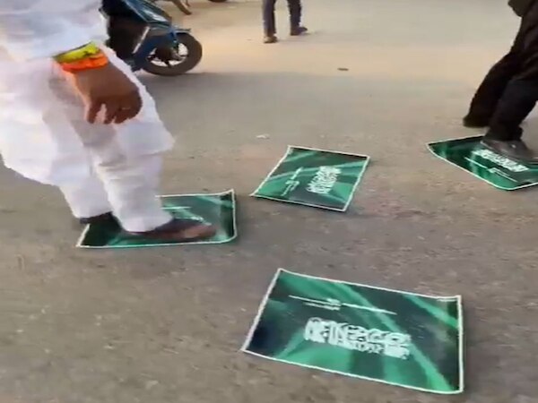 Prayagraj News: पाकिस्तानी झंडे की आड़ में इस्लाम का अपमान; गुस्से में मुसलमान! 