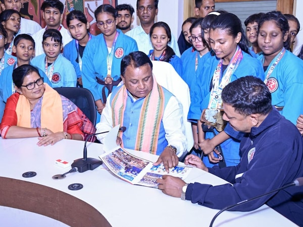 ମୁଖ୍ୟମନ୍ତ୍ରୀଙ୍କୁ ଭେଟିଲେ ଓଡ଼ିଶା କୁଡୋ ଆସୋସିଏସନ ‘କୁଡୋ’ ଖେଳକୁ ରାଜ୍ୟସ୍ତରୀୟ ମାନ୍ୟତା ଦାବି