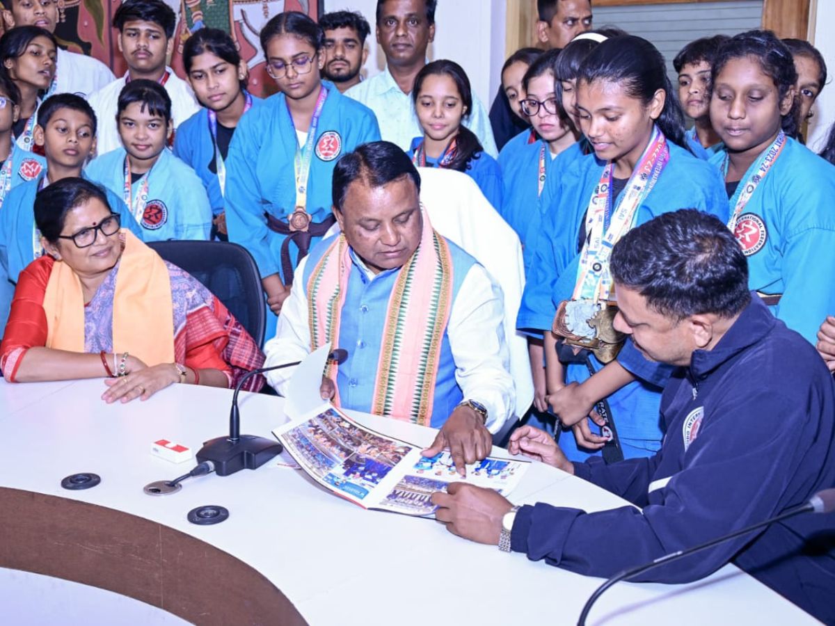 ମୁଖ୍ୟମନ୍ତ୍ରୀଙ୍କୁ ଭେଟିଲେ ଓଡ଼ିଶା କୁଡୋ ଆସୋସିଏସନ ‘କୁଡୋ’ ଖେଳକୁ ରାଜ୍ୟସ୍ତରୀୟ ମାନ୍ୟତା ଦାବି ମୁଖ୍ୟମନ୍ତ୍ରୀଙ୍କୁ ଭେଟିଲେ ଓଡ଼ିଶା କୁଡୋ ଆସୋସିଏସନ ‘କୁଡୋ’ ଖେଳକୁ ରାଜ୍ୟସ୍ତରୀୟ ମାନ୍ୟତା ଦାବି