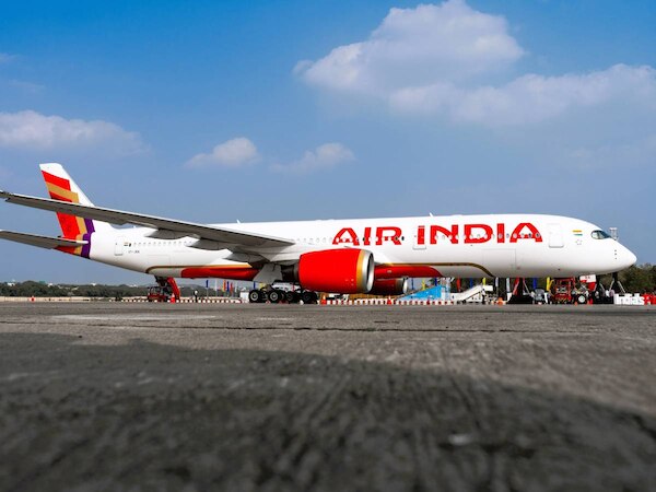 भारत-पाक तनाव का बीच, एयर इंडिया का बड़ा फैसला; इजरायल के लिए आने-जाने वाली सभी उड़ानों पर लगाई रोक !