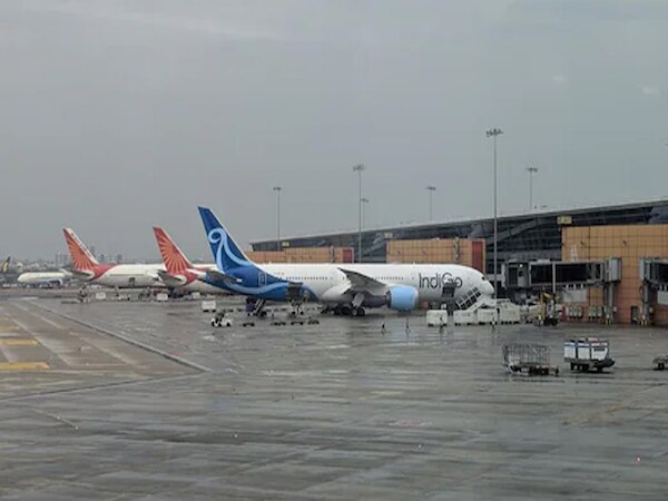 IND-PAK War के मद्देनजर 32 हवाई अड्डे अस्थायी तौर पर बंद, यहां देखें पूरी लिस्ट