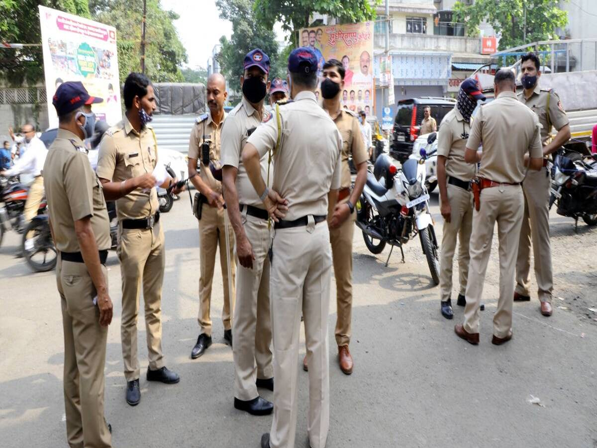IND-PAK War: 19 साल की खदीजा ने की पाकिस्तान की स्टोरी पोस्ट, पुलिस ने लिया बड़ा एक्शन IND-PAK War: 19 साल की खदीजा ने की पाकिस्तान की स्टोरी पोस्ट, पुलिस ने लिया बड़ा एक्शन