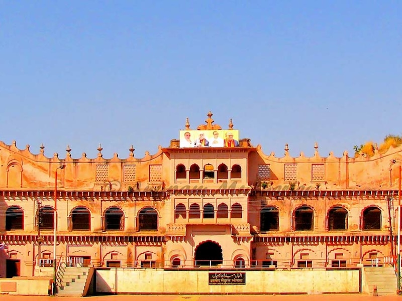 bhopal capital of madhya pradesh became independent two years after ...