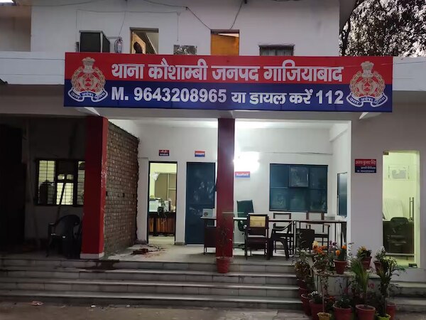 UP के Kaushambi में ज़ालिम बना ज़ाहिद, मां का सिर पत्थर से कुचला