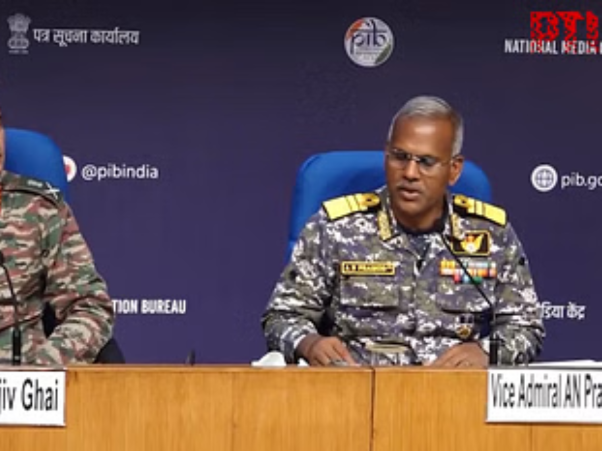 पाकिस्तान ने भूलकर भी की हिमाकत, तो भुगतेगा बहुत बुरा अंजाम; टॉप नेवी ऑफिसर ने ऑन कैमरा दी चेतावनी