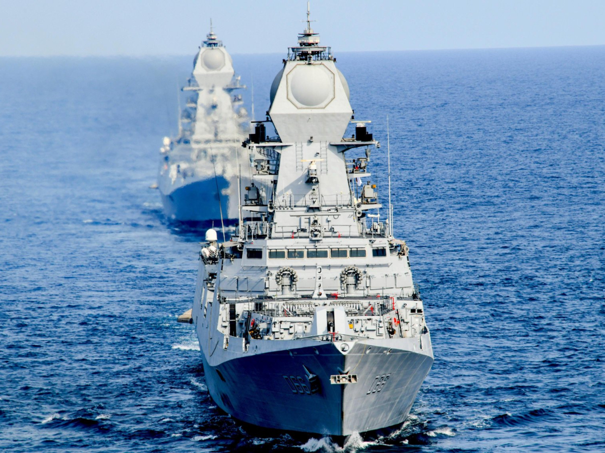 India Navy ने 'ऑपरेशन सिंदूर' में दिखाया दम, पाकिस्तान सीजफायर को हुआ मजबूर India Navy ने 'ऑपरेशन सिंदूर' में दिखाया दम, पाकिस्तान सीजफायर को हुआ मजबूर