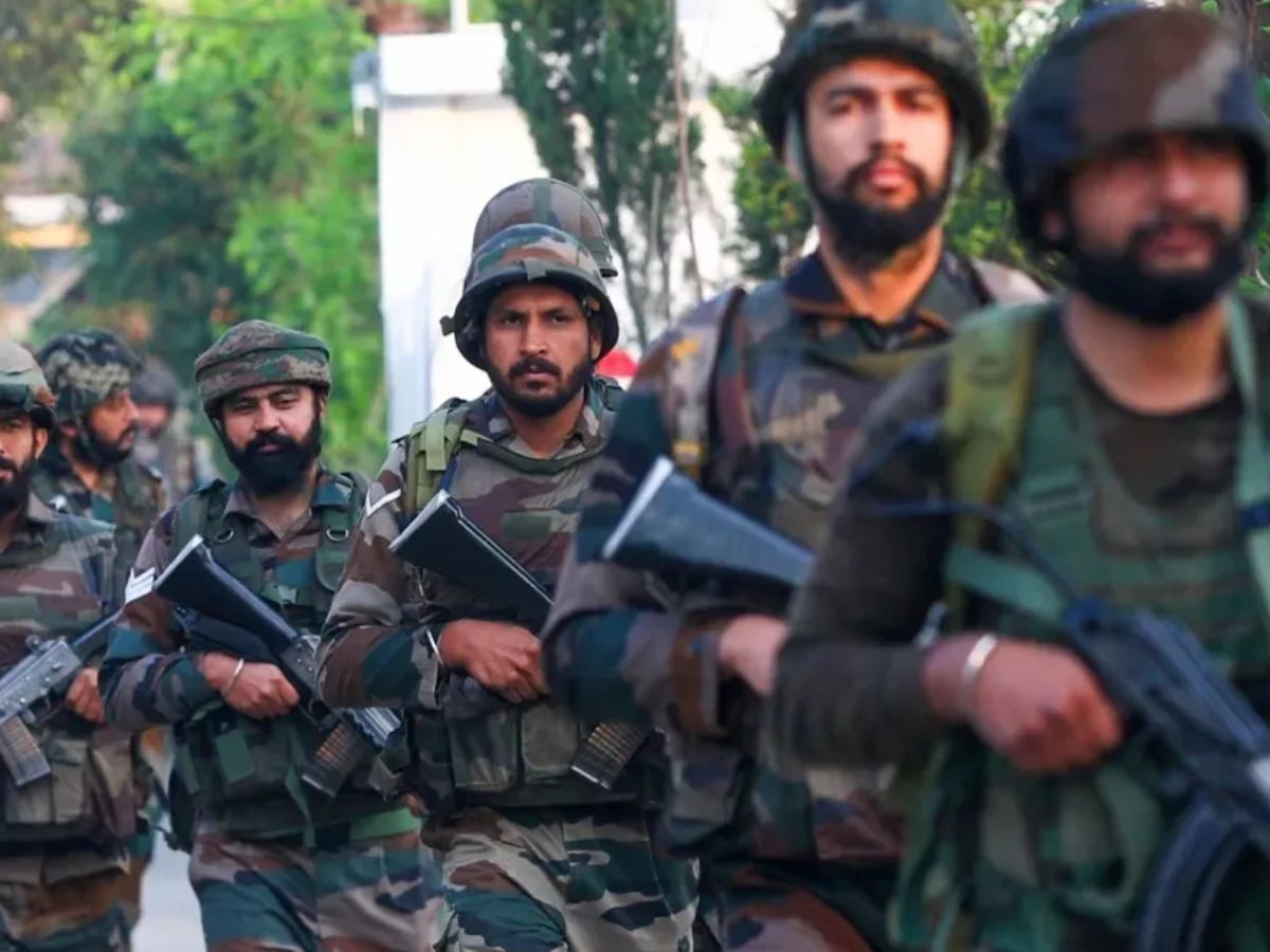 JK Encounter: ଏନକାଉଣ୍ଟରରେ ଜଣେ ଆତଙ୍କୀ ସଫା, ଆଉ ଦୁଇ ଅଟକ JK Encounter: ଏନକାଉଣ୍ଟରରେ ଜଣେ ଆତଙ୍କୀ ସଫା, ଆଉ ଦୁଇ ଅଟକ