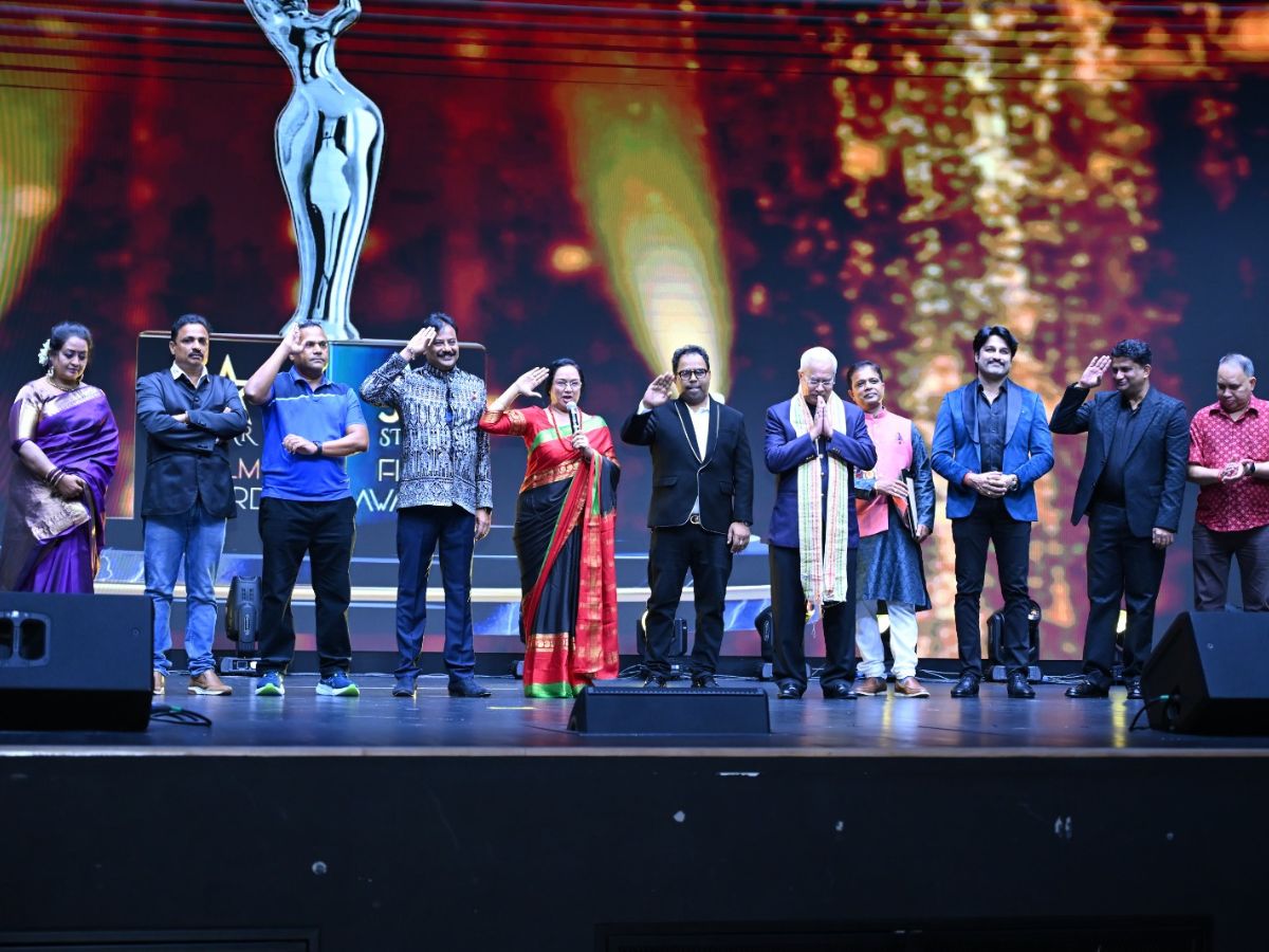 5 Star Film Awards 2025: ସବ୍ୟସାଚୀ ମହାପାତ୍ର ପାଇଲେ ଲାଇଫ୍ଟାଇମ୍ ଆଚିଭମେଣ୍ଟ୍ ଆଓ୍ବାର୍ଡ 5 Star Film Awards 2025: ସବ୍ୟସାଚୀ ମହାପାତ୍ର ପାଇଲେ ଲାଇଫ୍ଟାଇମ୍ ଆଚିଭମେଣ୍ଟ୍ ଆଓ୍ବାର୍ଡ