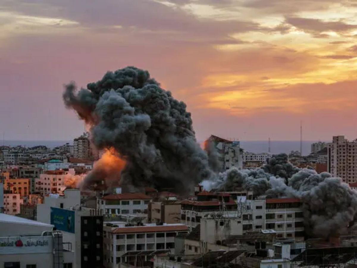 Israel air Attack : ଗାଜା ଉପରେ ଇସ୍ରାଏଲର ଘନଘନ ଆକ୍ରମଣ, ୨୮ ମୃତ Israel air Attack : ଗାଜା ଉପରେ ଇସ୍ରାଏଲର ଘନଘନ ଆକ୍ରମଣ, ୨୮ ମୃତ
