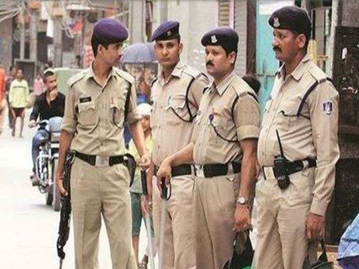 Haryana News:पाकिस्तान में आतंकियों को दे रहा था जानकारी; पानीपत में धरा गया नौमान Haryana News:पाकिस्तान में आतंकियों को दे रहा था जानकारी; पानीपत में धरा गया नौमान