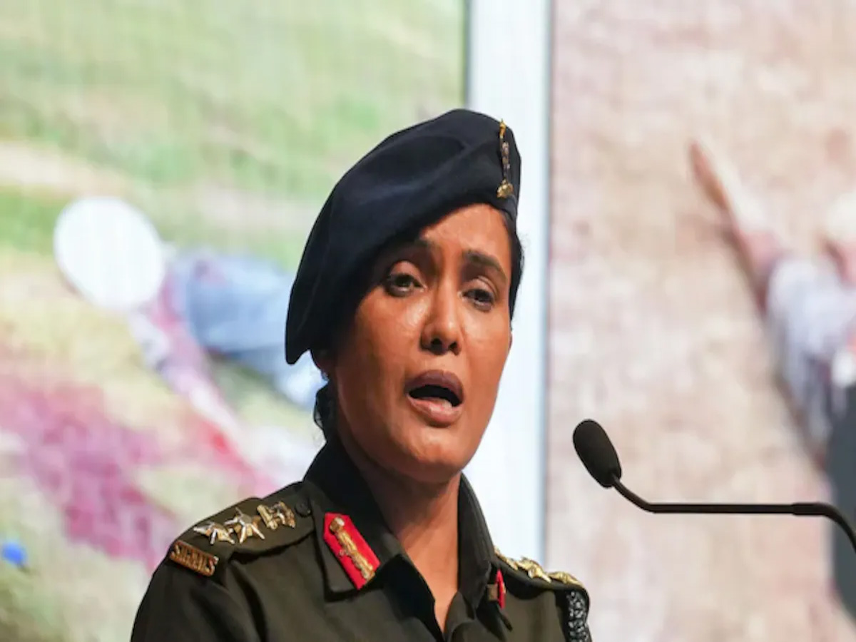 Colonel Sophia पर मंत्री ने क्या किया था विवादित कमेंट, दर्ज हुई FIR; भड़का था कोर्ट Colonel Sophia पर मंत्री ने क्या किया था विवादित कमेंट, दर्ज हुई FIR; भड़का था कोर्ट