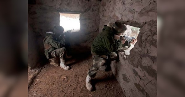 जंग में हथियार ही नहीं, बंकर भी काम आते हैं! कैसे बचाव के लिए LoC पर कवच बनते हैं ये?