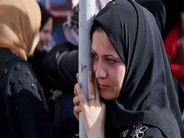 गाजा में नेतन्याहू का खूनी खेल जारी, गलियों में बिखरी महिलाओं और बच्चों की लाशें