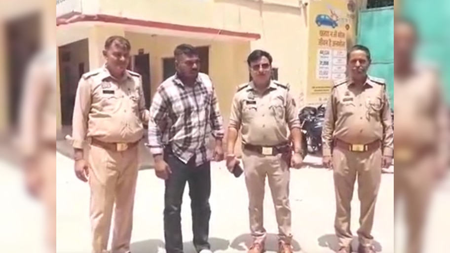 पाकिस्तान के समर्थन में पोस्ट डालकर बुरा फंसा उस्मान, पुलिस की गिरफ्त में आते ही लगाए ये नारे