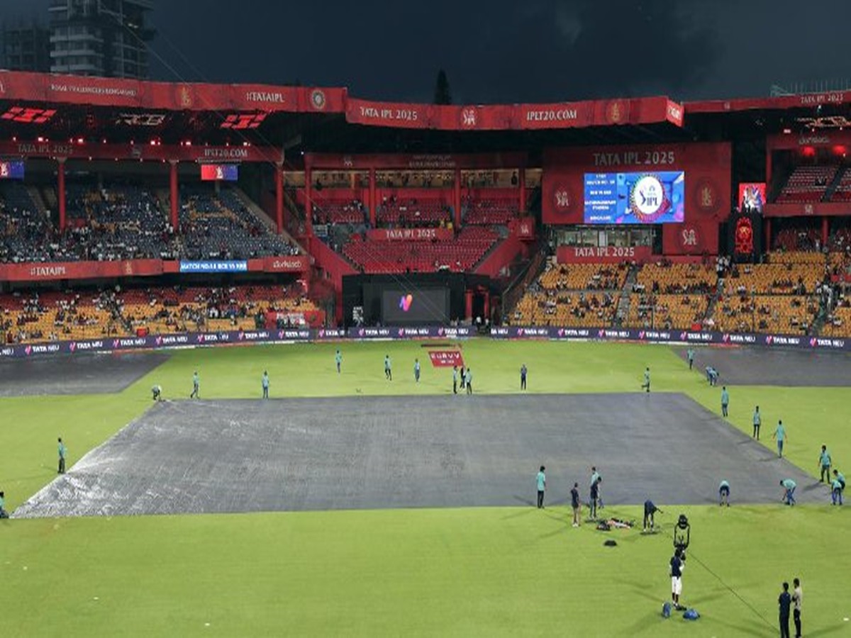 RCB vs KKR: ବର୍ଷା ଯୋଗୁଁ ବାତିଲ ହେଲା କୋଲକାତା-ବେଙ୍ଗାଲୁରୁ ମ୍ୟାଚ୍; ପ୍ଲେଅଫ୍ରୁ ବାଦ ପଡ଼ିଲା KKR, ଟେବୁଲ୍ ଏହି ସ୍ଥାନରେ RCB RCB vs KKR: ବର୍ଷା ଯୋଗୁଁ ବାତିଲ ହେଲା କୋଲକାତା-ବେଙ୍ଗାଲୁରୁ ମ୍ୟାଚ୍; ପ୍ଲେଅଫ୍ରୁ ବାଦ ପଡ଼ିଲା KKR, ଟେବୁଲ୍ ଏହି ସ୍ଥାନରେ RCB