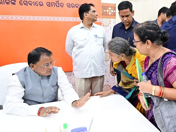 ମୁଖ୍ୟମନ୍ତ୍ରୀଙ୍କ ୧୧ତମ ଅଭିଯୋଗ ଶୁଣାଣିରେ ୧୪ଜଣଙ୍କୁ ମିଳିଲା ତୁରନ୍ତ ସହାୟତା