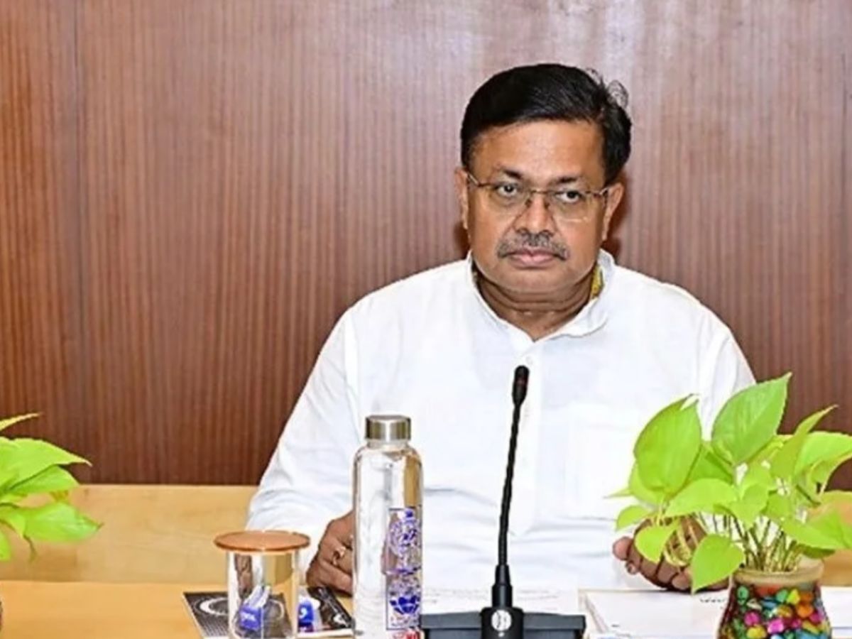 ଅବୈଧ ବାଂଲାଦେଶୀ ଅନୁପ୍ରବେଶକାରୀଙ୍କ ବିରୋଧରେ ଆରମ୍ଭ ହୋଇଛି ଅଭିଯାନ ଅବୈଧ ବାଂଲାଦେଶୀ ଅନୁପ୍ରବେଶକାରୀଙ୍କ ବିରୋଧରେ ଆରମ୍ଭ ହୋଇଛି ଅଭିଯାନ