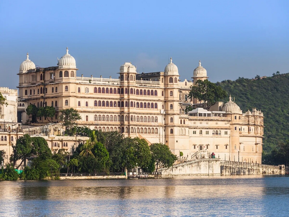 Kon hai Udaipur ki Rajkumari। Why Udaipur city palace is famous ...