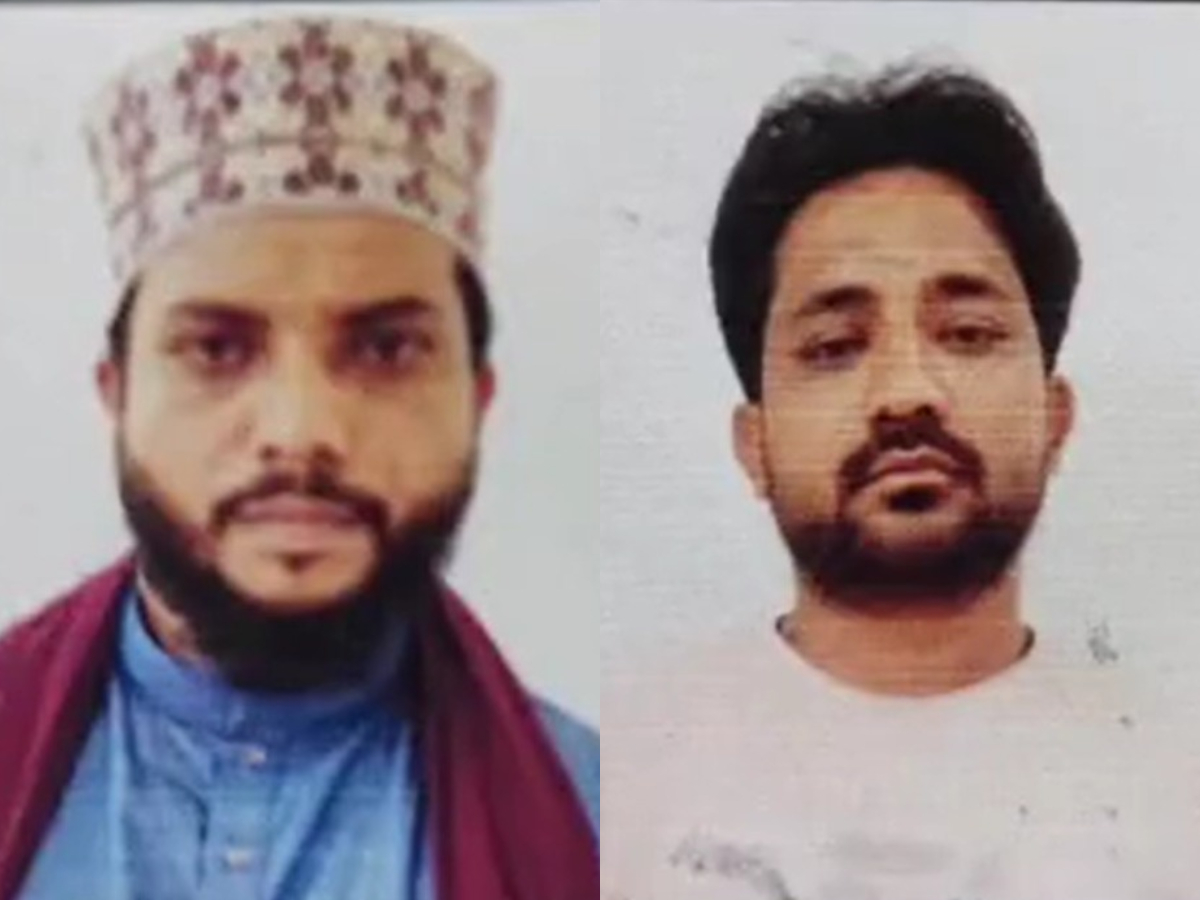 सोशल मीडिया पर ब्लैकमेल करने वाले आरोपी सोशल मीडिया पर ब्लैकमेल करने वाले आरोपी
