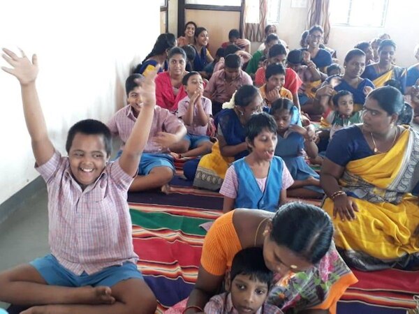 NAVINAUT ପକ୍ଷରୁ ବଣ୍ଟନ ଶିବିର ଆୟୋଜିତ