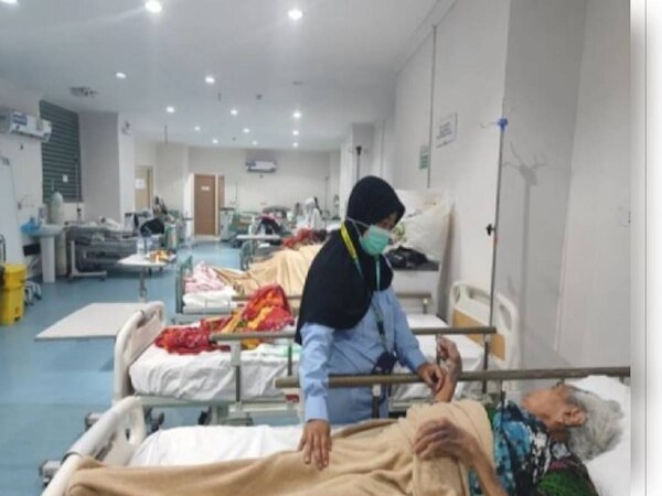  सऊदी अरब में 99 इंडोनेशियाई हुए निमोनिया के शिकार, एक की मौत, स्वास्थ्य मंत्रालय ने दी चेतावनी   