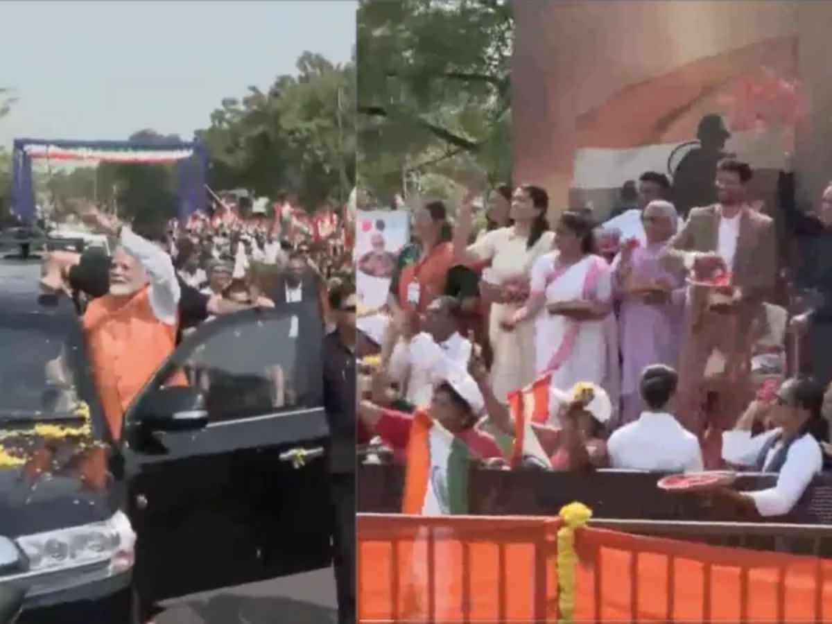 PM Vadodara Road Show: ଗୁଜୁରାଟ ଗସ୍ତରେ ମୋଦୀ, ରୋଡ଼ ଶୋ' ସମୟରେ ନଜର ଆସିଲେ ସୋଫିଆ କୁରେଶିଙ୍କ ପରିବାର PM Vadodara Road Show: ଗୁଜୁରାଟ ଗସ୍ତରେ ମୋଦୀ, ରୋଡ଼ ଶୋ' ସମୟରେ ନଜର ଆସିଲେ ସୋଫିଆ କୁରେଶିଙ୍କ ପରିବାର