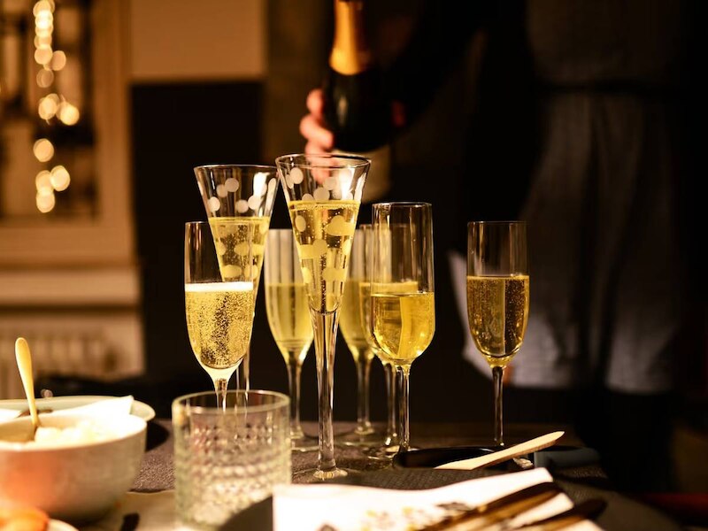  अधिक मात्रा के एल्कोहल ड्रिंक्स पर पाबंदी 