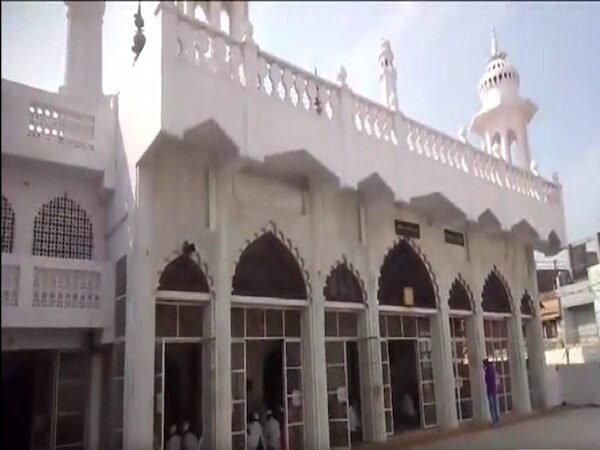  फर्रुखाबाद में आधे से ज्यादा मदरसों पर ताला; अभिभावक बोले, दिन भर मारे- मारे फिरेंगे बच्चे!