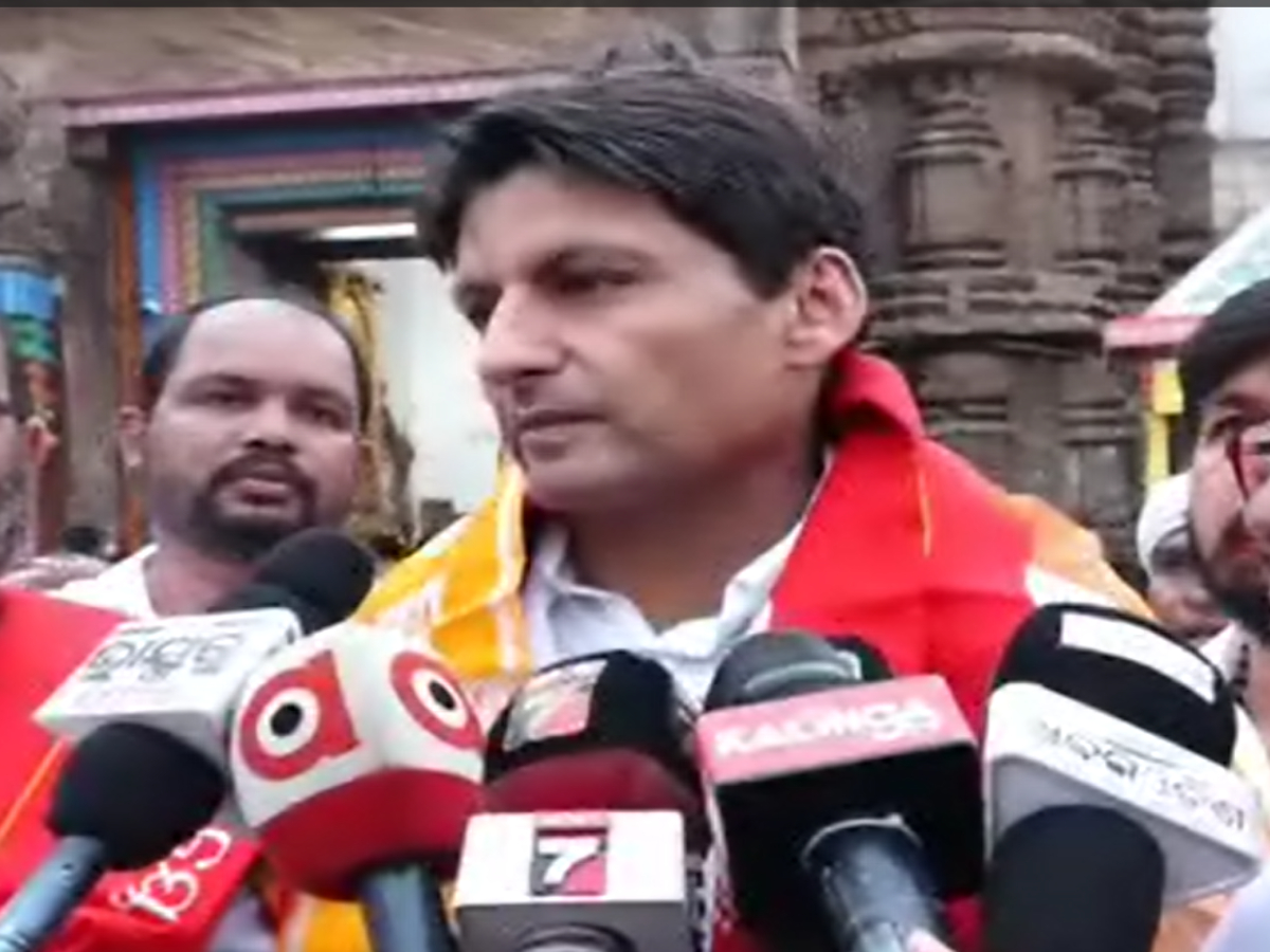 Puri News: 'ଭାରତର ଝଣ୍ଡା ସାରା ବିଶ୍ବରେ ଉଚ୍ଚ ହେଉ' Puri News: 'ଭାରତର ଝଣ୍ଡା ସାରା ବିଶ୍ବରେ ଉଚ୍ଚ ହେଉ'