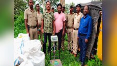 Odisha News: ଥମୁନି ଗଞ୍ଜେଇ ଚୋରା ଚାଲାଣ...ପୁଣି ଜବତ ହେଲା ୩୦୦ କିଲୋ ଗଞ୍ଜେଇ