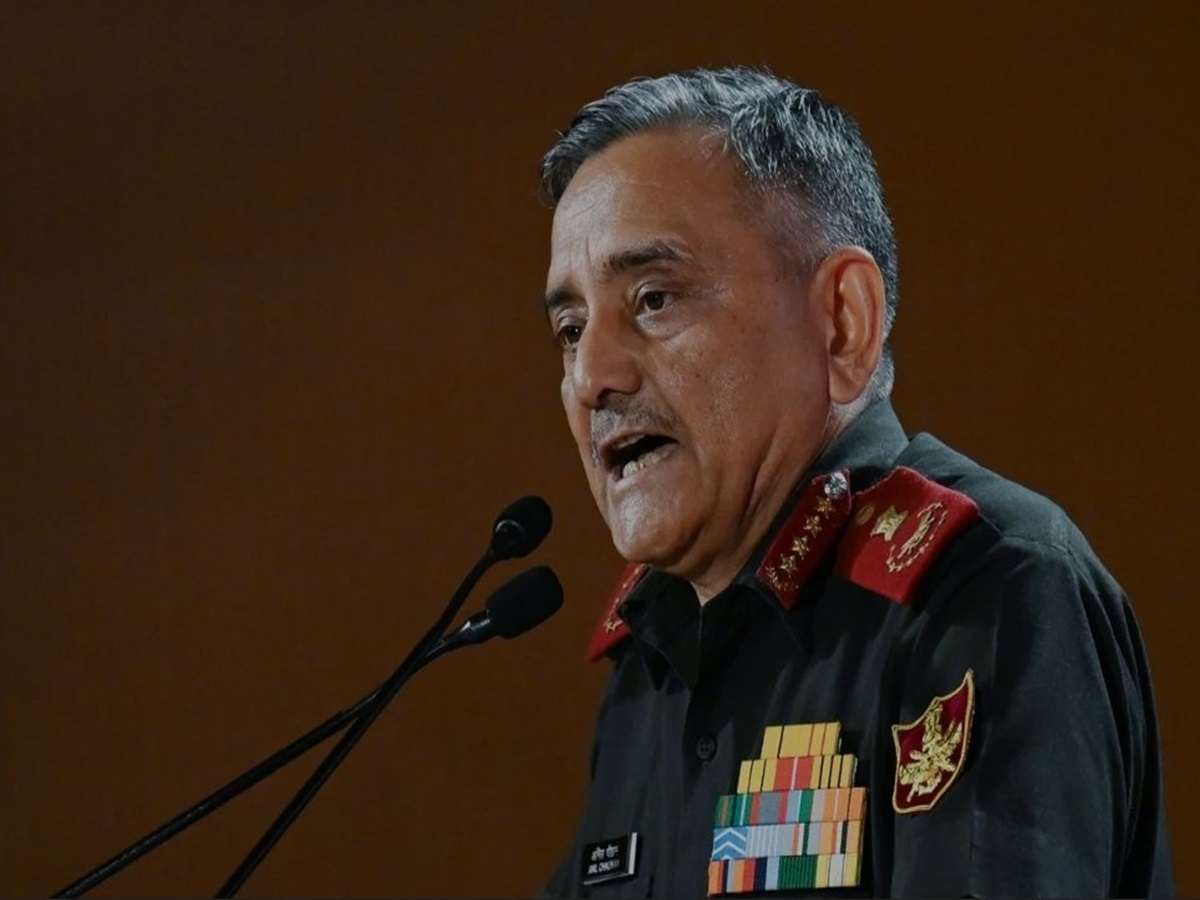 Operation Sindoor: ପାକିସ୍ତାନ କ’ଣ ଭାରତର ଯୁଦ୍ଧ ବିମାନକୁ ଖସାଇ ଦେଇଥିଲା? CDS ଅନିଲ ଚୌହାନ କଲେ ବଡ଼ ଖୁଲାସା Operation Sindoor: ପାକିସ୍ତାନ କ’ଣ ଭାରତର ଯୁଦ୍ଧ ବିମାନକୁ ଖସାଇ ଦେଇଥିଲା? CDS ଅନିଲ ଚୌହାନ କଲେ ବଡ଼ ଖୁଲାସା