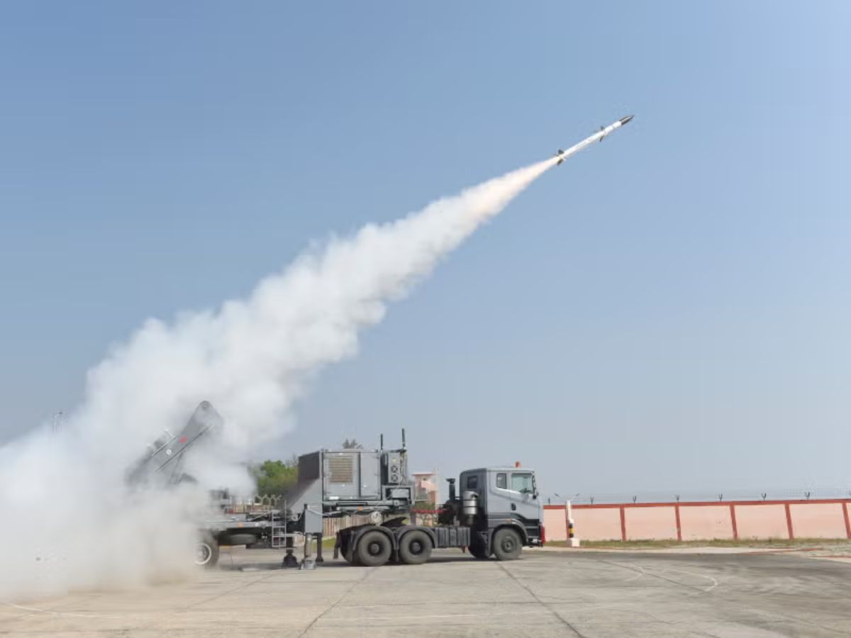 कैसी होती हैं सरफेस टू एयर मिसाइलें? पाक के F-16 गिराने में हुई चर्चा, आखिर भारत के पास कितनी, जानें