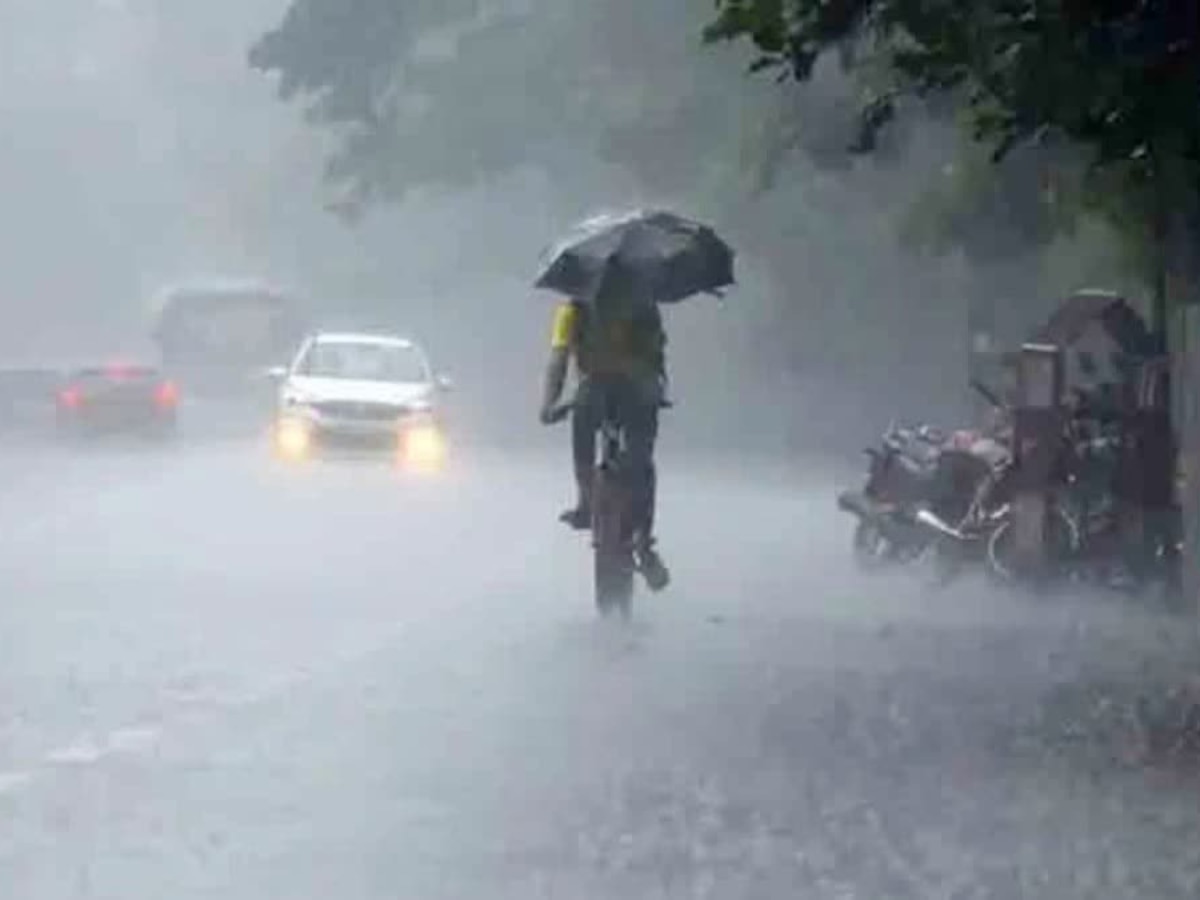 हल्की बारिश की संभवाना