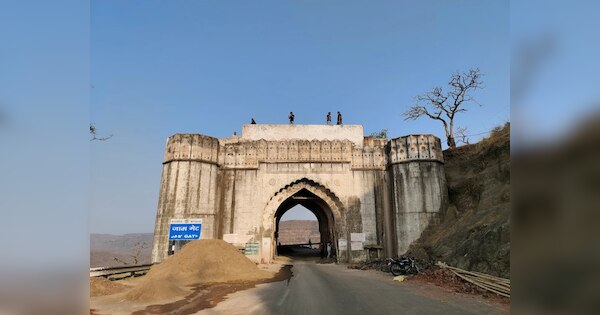 delhi india gate like mp jaam gate know story of khargone jaam ghat ...